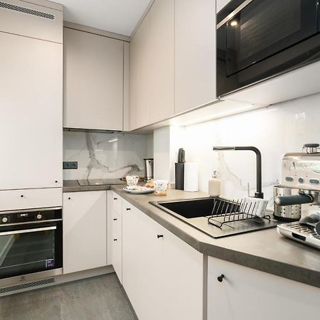 Grunwald Jesienna Apartment Comfort By Noclegi Renters Познан Екстериор снимка