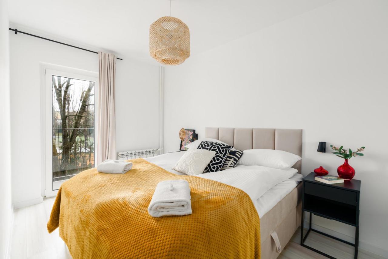 Grunwald Jesienna Apartment Comfort By Noclegi Renters Познан Екстериор снимка