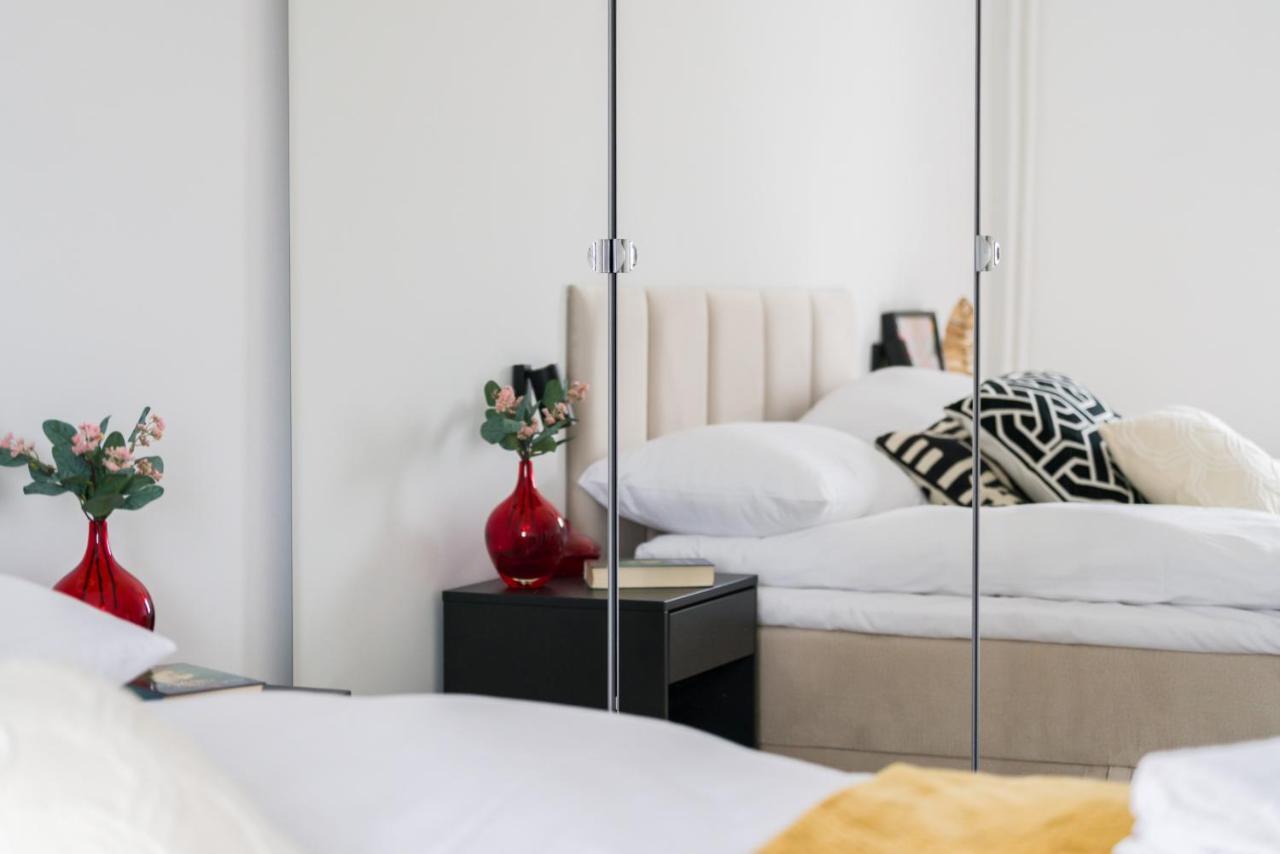 Grunwald Jesienna Apartment Comfort By Noclegi Renters Познан Екстериор снимка
