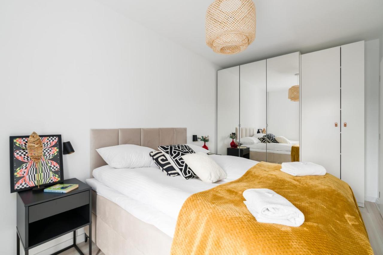 Grunwald Jesienna Apartment Comfort By Noclegi Renters Познан Екстериор снимка