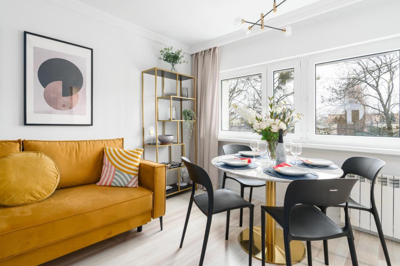 Grunwald Jesienna Apartment Comfort By Noclegi Renters Познан Екстериор снимка
