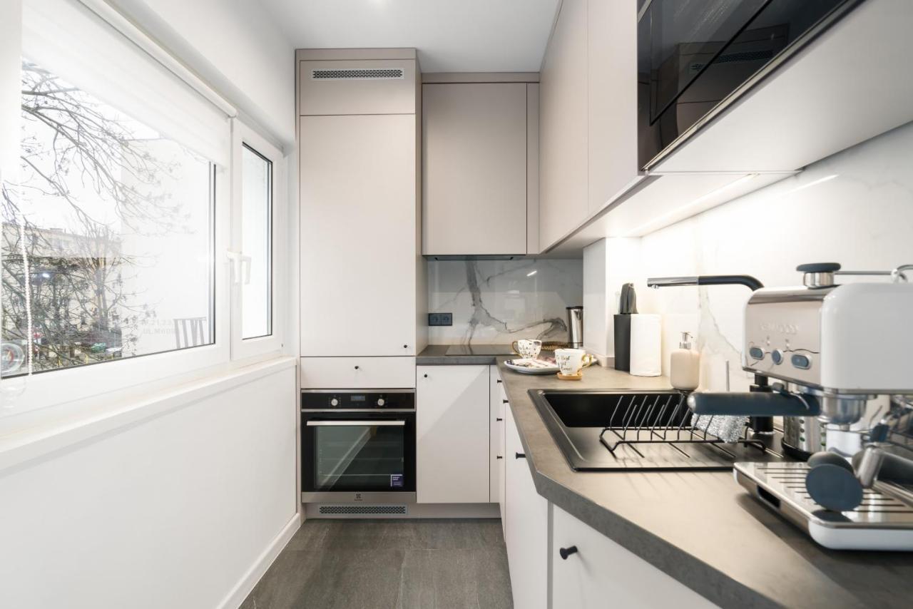 Grunwald Jesienna Apartment Comfort By Noclegi Renters Познан Екстериор снимка